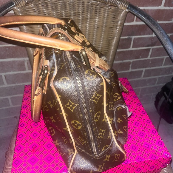 Louis Vuitton Handbags - (Louis vuitton manhattan)